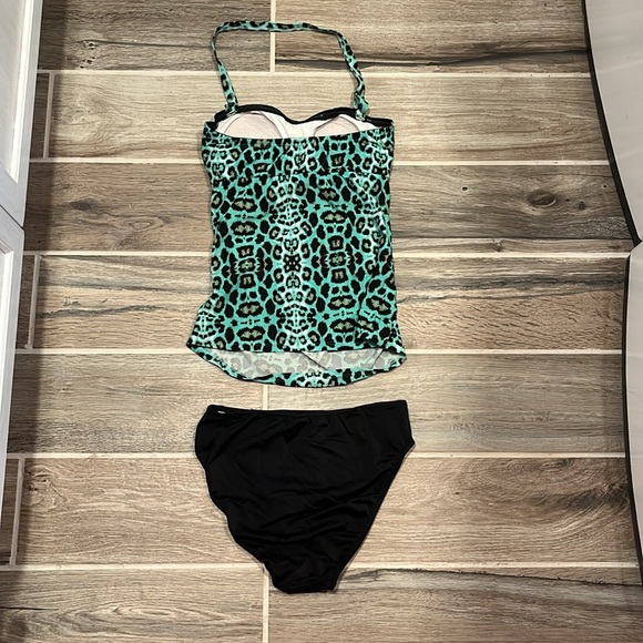 Women’s bathing suit - Picture 4 of 4